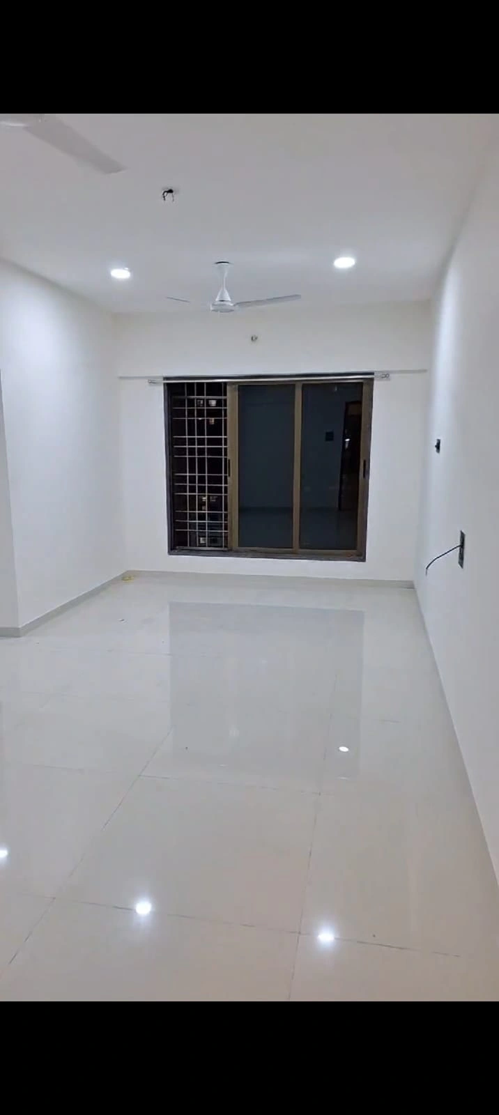 2 BHK Flat for Rent in Malad East